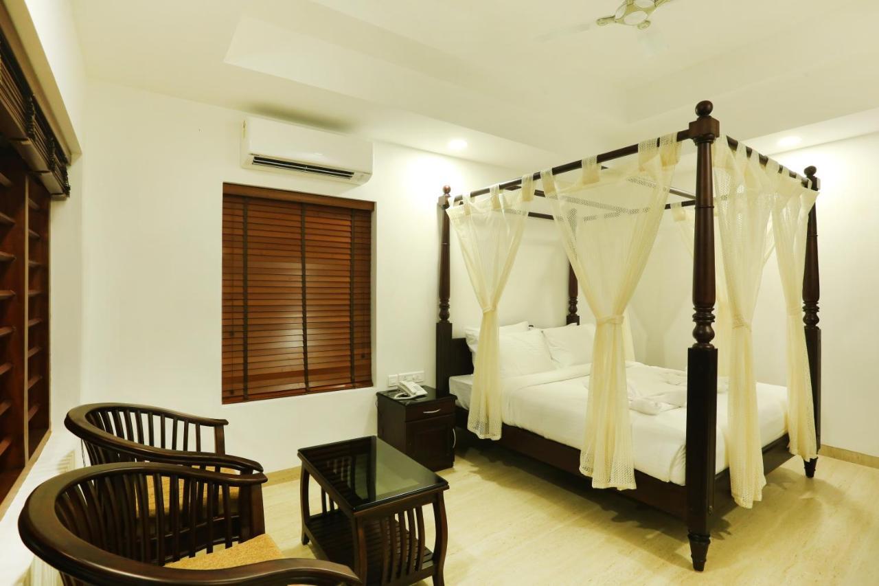 Once Upon The River, Aluva - Near Cochin International Airport Kochi Exterior photo