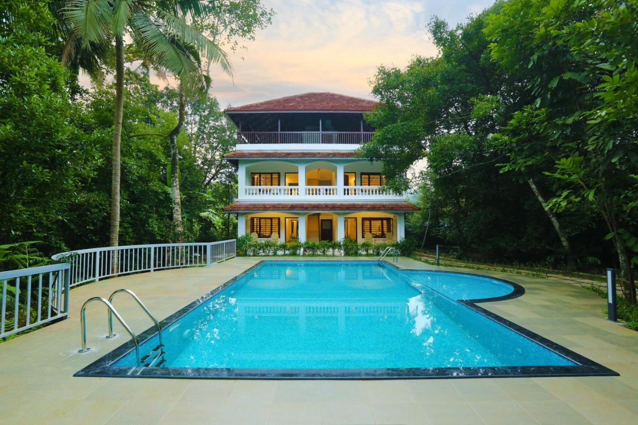 Once Upon The River, Aluva - Near Cochin International Airport Kochi Exterior photo